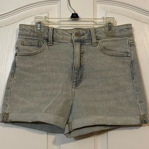 ✨Light blue denim shorts